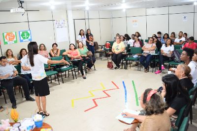 notícia: Técnicos de política educacional são treinados para o Novo Ensino Médio