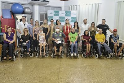 notícia: Creap beneficia 14 pacientes com cadeiras de rodas motorizadas