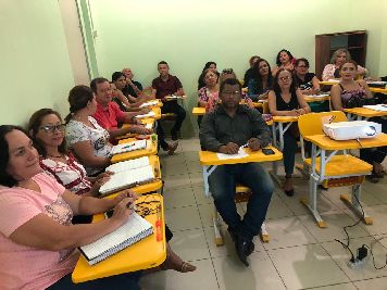 notícia: Centro Danielle Mitterrand abre inscrições para cinco modalidades de cursos de francês