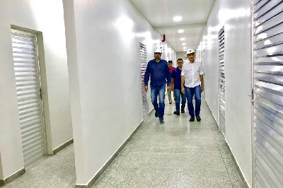 notícia: Obras da Unidade Mista de Saúde de Ferreira Gomes estão 97% concluídas