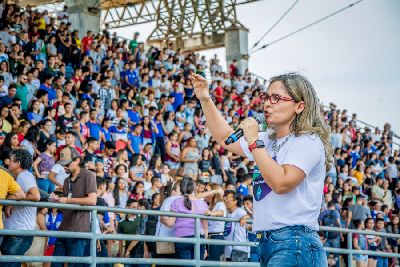 notícia: Mais de 5 mil candidatos ao Enem assistem a ‘Aulão no Meio do Mundo’