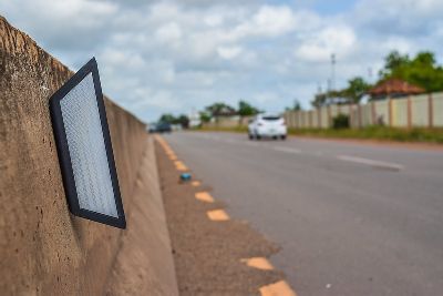 notícia: Sinalização com barreiras New Jersey aumenta segurança na rodovia Duca Serra