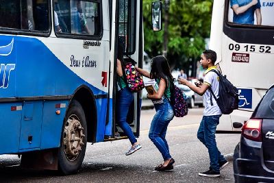 notícia: Benefício do Passe Livre Estudantil já está disponível