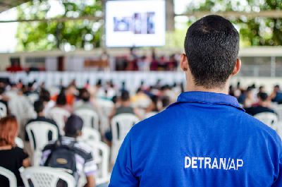 notícia: Detran anuncia leilão de 377 veículos para o fim de junho