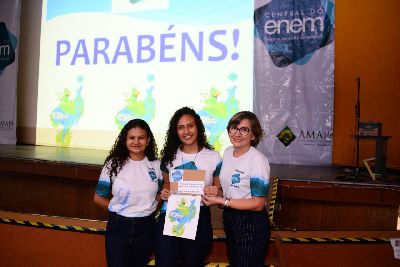 notícia: Aluna da escola Gabriel de Almeida Café vence concurso da mascote da Central do Enem