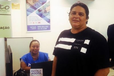 notícia: ‘Facilita muito’, comemora usuária do Super Fácil sobre parcelamento de débitos de veículo