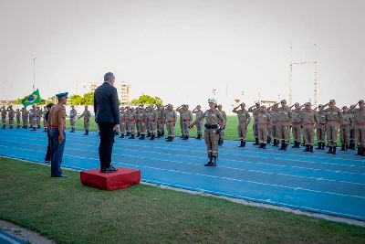 notícia: Militares são promovidos a novos postos e graduação em solenidade no Zerão