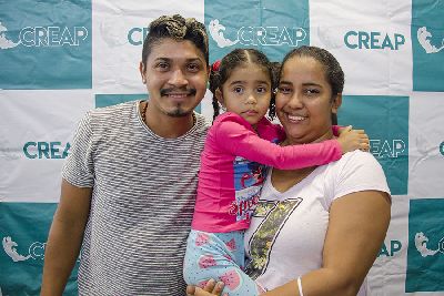 notícia: Centro de Reabilitação entrega aparelhos auditivos para 30 pacientes