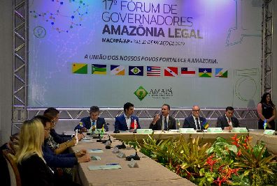 notícia: Em Brasília, Waldez preside primeira reunião do Consórcio Interestadual da Amazônia Legal