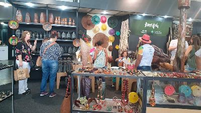 notícia: Artesãos do Amapá faturam mais de R$ 40 mil em salão do artesanato, em São Paulo