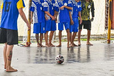 notícia: Torneio de futebol contribui para ressocialização de internos do Cesein