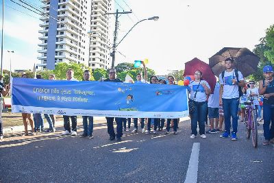 notícia: Marcha Estadual mobiliza população do Centro de Macapá a combater trabalho infantil