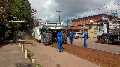 notícia: “Agora temos expectativa de melhora”, diz morador sobre terraplanagem em via do Pacoval