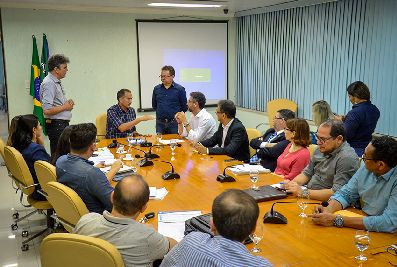 notícia: Governo e Prefeitura encaminham ações e projetos para Macapá 