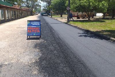 notícia: Em contrapartida, Governo do Estado pavimenta 1,5 km de vias da Unifap