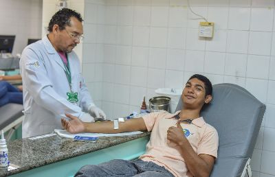 notícia: Juventude Sangue Bom vai aumentar estoque do Hemoap durante pandemia