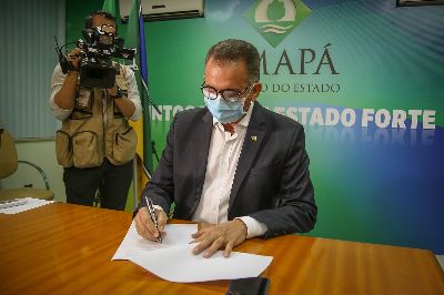 notícia: Decreto mantém medidas do serviço público presencial sem alterações