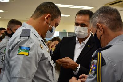 notícia: Governo do Amapá homenageia militares e civis com medalhas de mérito