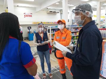 notícia: Governo do Amapá intensifica fiscalização de cuidados a trabalhadores do comércio de Macapá
