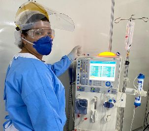 notícia: Centros Covid II e III começam a realizar hemodiálise em pacientes internados com coronavírus