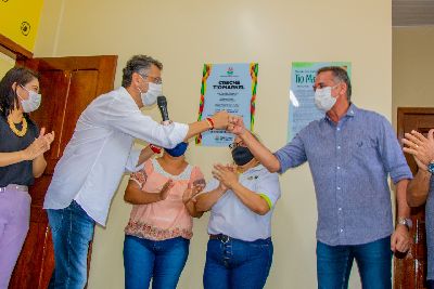 notícia: Com investimentos de R$ 5,67 milhões, Governo do Amapá entrega creches à Prefeitura de Macapá