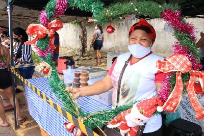 notícia: Natal da Solidariedade: feirantes do Novo Horizonte recebem orquestra e comemoram iniciativa