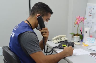 notícia: Governo intensifica acompanhamento a servidores da saúde com Covid-19