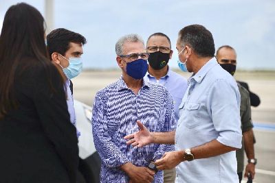 notícia: Governador Waldez e ministro Albuquerque dialogam sobre medidas adotadas para o restabelecimento de energia elétrica no Amapá