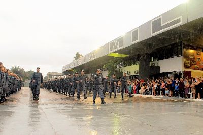 notícia: Amapá tem segurança reforçada com formatura de 281 soldados da Polícia Militar