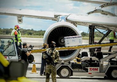 notícia: Amapá recebe novo lote com 3.200 vacinas Coronavac