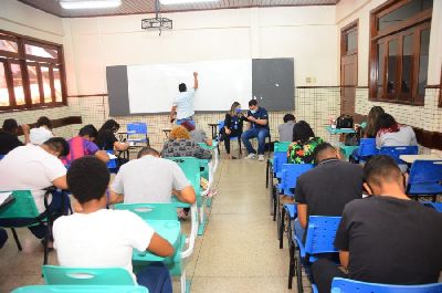 notícia: Programa Amapá Jovem inicia 3ª etapa do processo seletivo de monitores