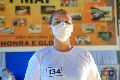 notícia: 'A dedicação aos estudos me permitiu estar aqui', diz aluna do Curso de Formação de Soldado 2021