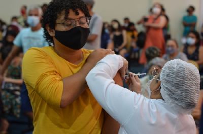 notícia: Dia D: em 2º vacinaço, Estado e prefeituras chegam a mais de 21 mil doses aplicadas contra covid-19 no Amapá