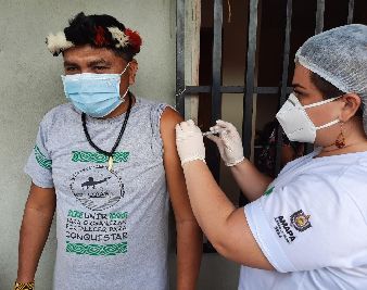 notícia: Governo do Amapá imunizou mais de 400 indígenas em ação de saúde contra H1N1 e sarampo