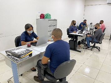 notícia: Sine Amapá intermedia seleção de funcionários para rede de supermercado