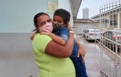 notícia: Autismo: acompanhamento multiprofissional é essencial para crianças com o transtorno