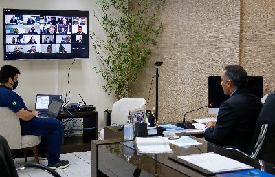 notícia: ‘Precisamos lutar pelo fortalecimento da democracia’, destaca Waldez em posse do presidente do TRE