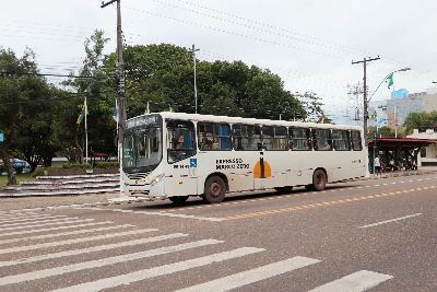 notícia: Combustível mais barato: Amapá reduz 72% da base do cálculo do ICMS para empresas do transporte público