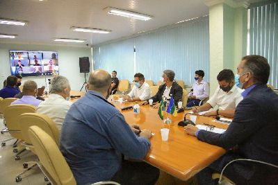 notícia: Governo e prefeituras discutem aprovação e concessão dos serviços de saneamento básico