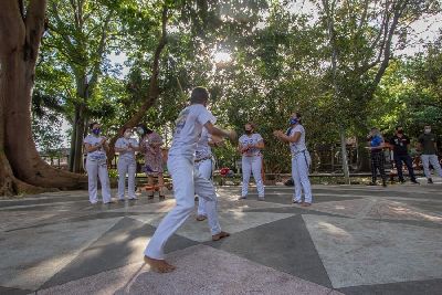 notícia: Encontro com a juventude reúne segmentos contemplados pelo programa Amapá Jovem