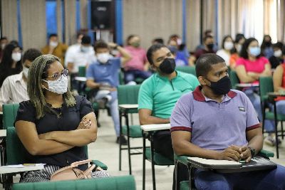 notícia: EAP qualifica servidores da Fcria sobre procedimentos de revista e uso de rádio comunicador