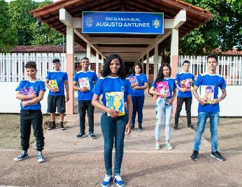 notícia: Amapá fica entre os dez melhores estados que mais oferecem vagas no ensino integral