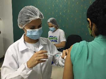notícia: Vacinação contra gripe e sarampo alcança servidores da rede Superfácil em Macapá