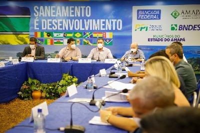 notícia: Governo do Amapá, BNDES e prefeituras assinam termo do PPI do Serviço de Abastecimento de Água e Esgotamento Sanitário