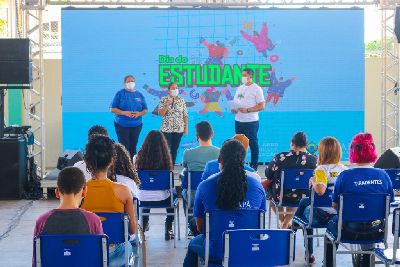 notícia: Dia do Estudante: mais de mil alunos acompanharam a programação cultural e científica da live #Conectados