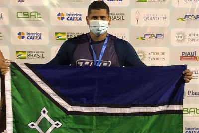 notícia: Atleta beneficiado pelo Bolsa Esporte conquista ouro e se torna top 12 de lançamento de disco