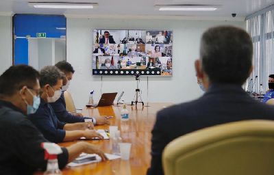 notícia: Governador Waldez cobra do ministro da Saúde mais vacinas para os estados da Amazônia Legal