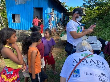 notícia: Oiapoque: Governo do Amapá vacina 2440 pessoas contra influenza e sarampo