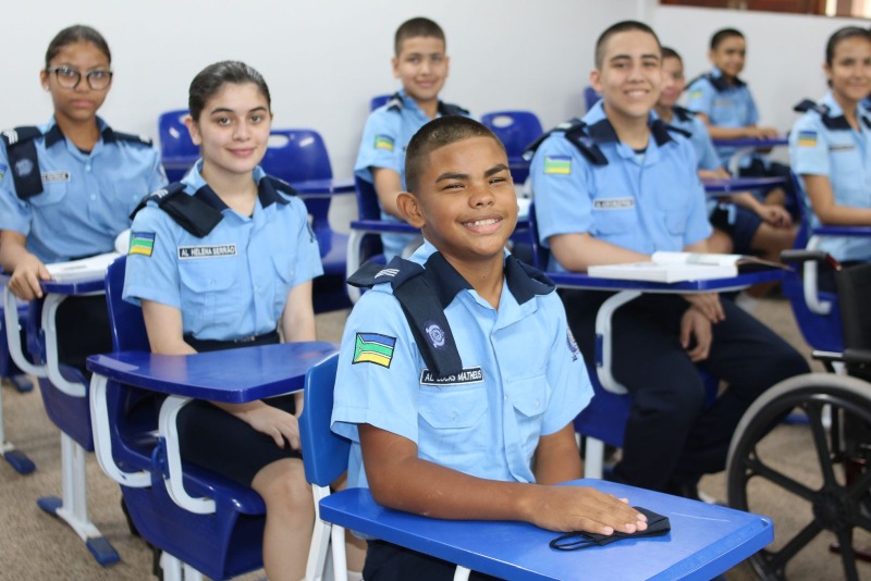 notícia: Confira as datas e horários do sorteio de vagas para escolas de Gestão Compartilhada, cívico-militar e bilíngue