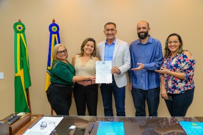 notícia: Waldez cria Código Amapaense da Mulher que consolida leis de proteção e defesa no Amapá